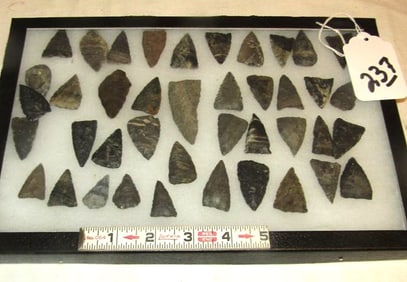 40 arrowheads