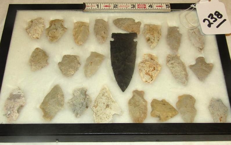 23 Arrowheads (1 of 1)