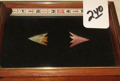 2 Arrowheads