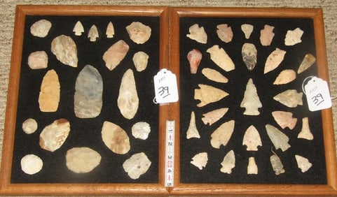 2 displays/arrowheads