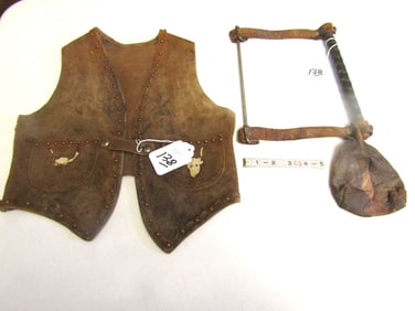 Vest/pouch