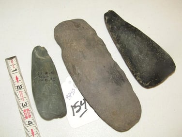 Axe/2 celts