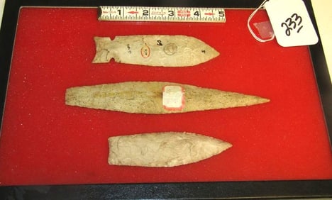 3 Arrowheads