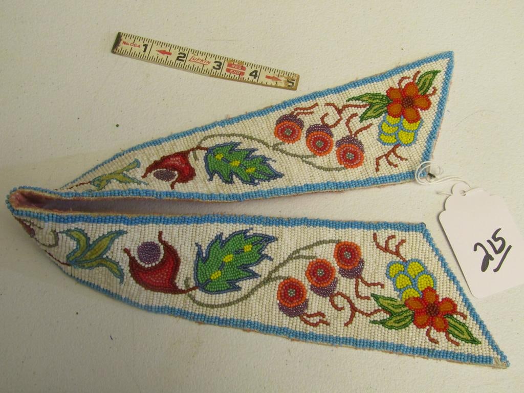 Collar: Menomonee floral beaded collar, 24", cloth back, very good cond
