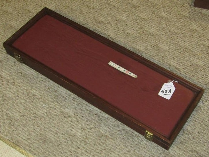 Display case (1 of 1)