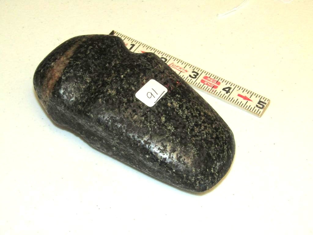 Axe: 5 1/4" black speckled axe, 3/4 groove