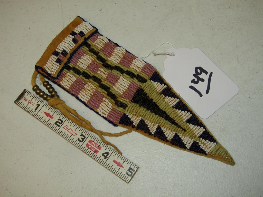 Bead bag: Cheyenne 8" beaded flap bag, yellow ochre, beaded tassels, very good condition