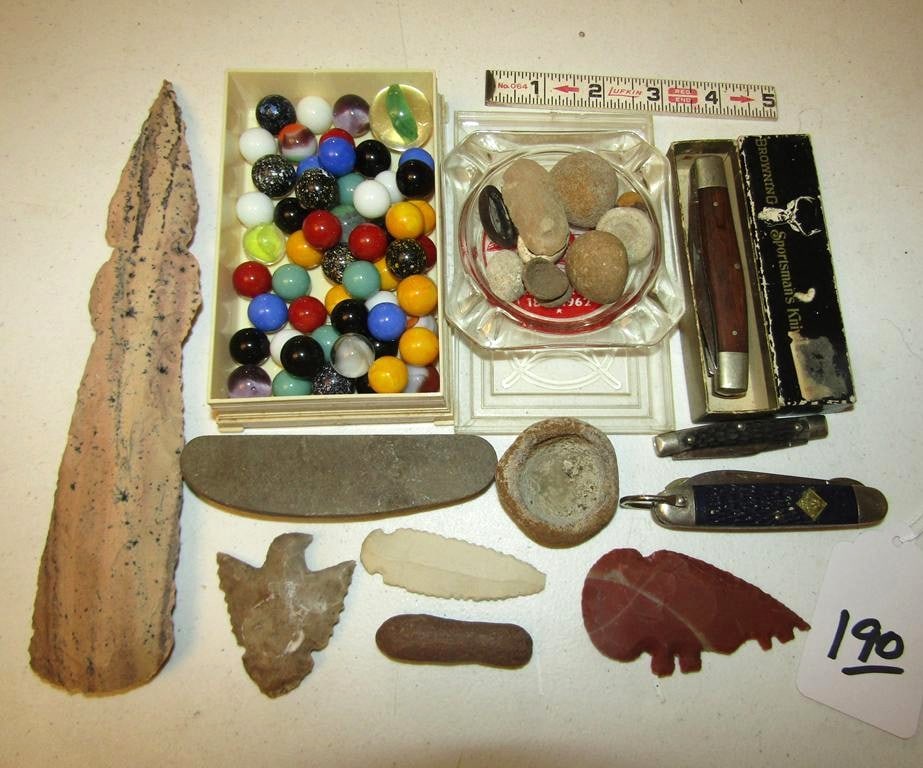 Misc items: Plastic display with numeorus misc items