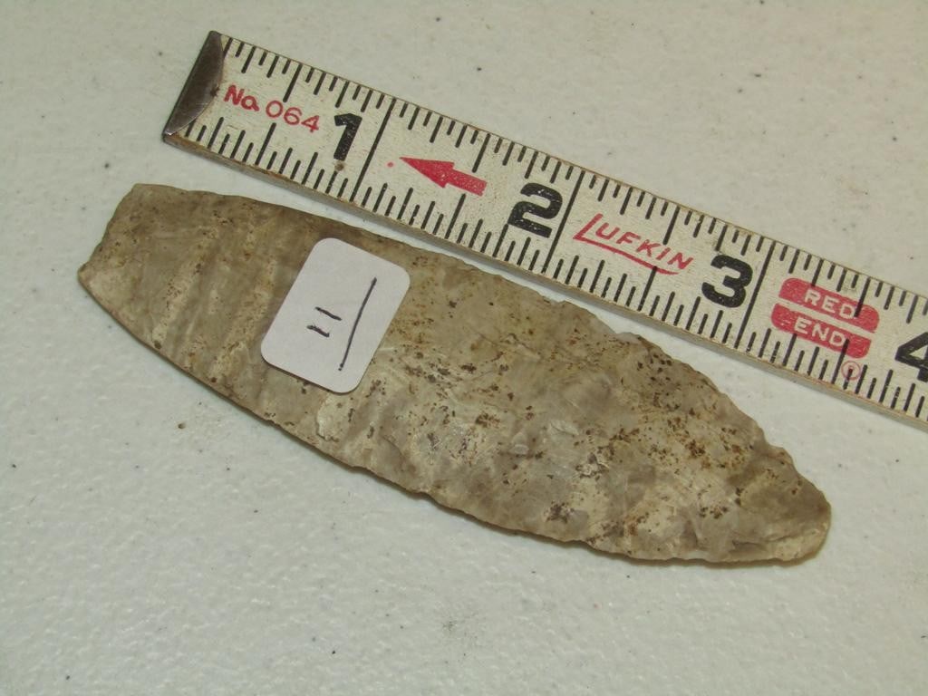 Point: 3 7/8" Agate Basin point (not examined for coa)