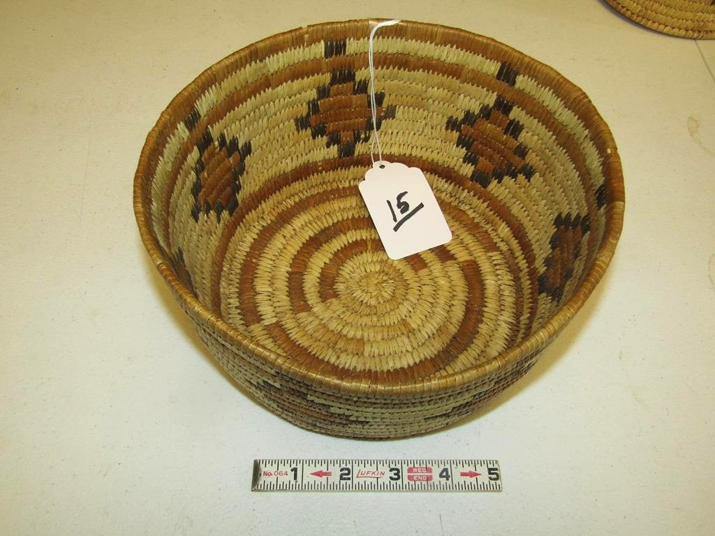 Basket: Papago designed basketry bowl, 9 x 4 1/4", very good cond
