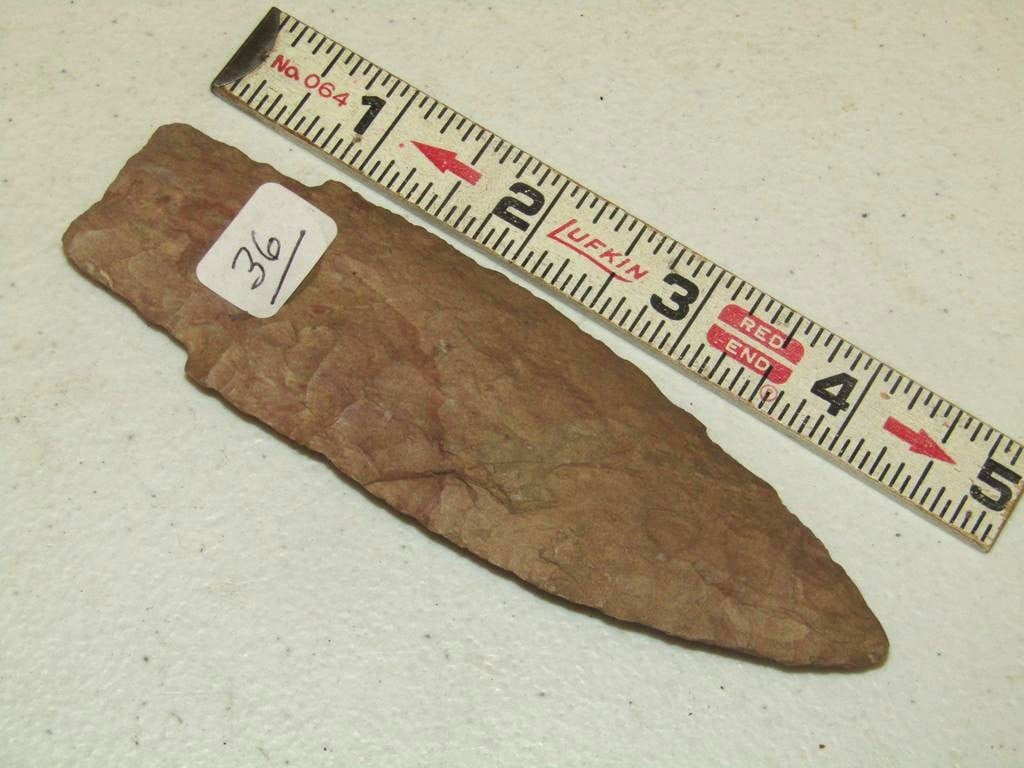 Point: 4 3/4" Scottsbluff/Holland point (not examined for coa)