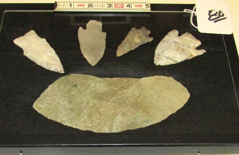 5 points: Display with 4 points and large 7" quartz knife