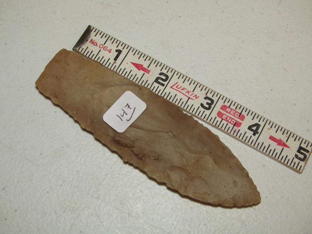 Point: 4 5/8" Agate Basin point, not examined for coa