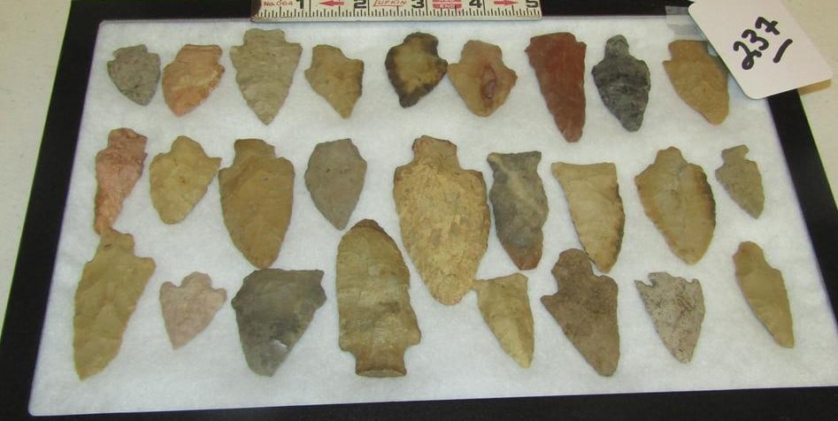 26 points: Display with 26 pc various style points,