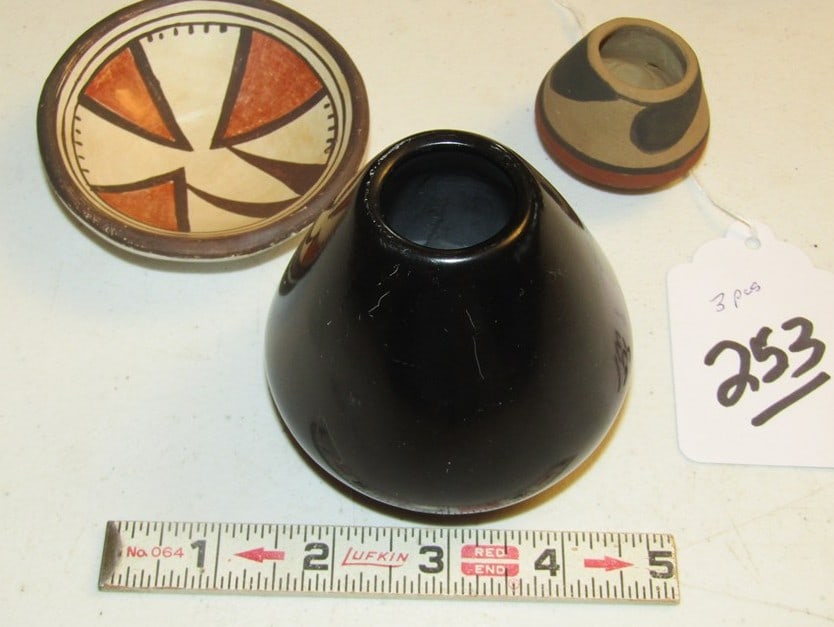 3 pc pottery: Box with 3 pc pottery incl 3" blackware vase and 2 Southwest miniature pcs