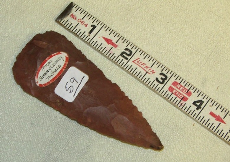 Point: 3 7/8" Cobbs triangular, reddish in color, Jersey co Illinois, not examined for coa