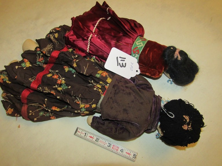 2 dolls - 2