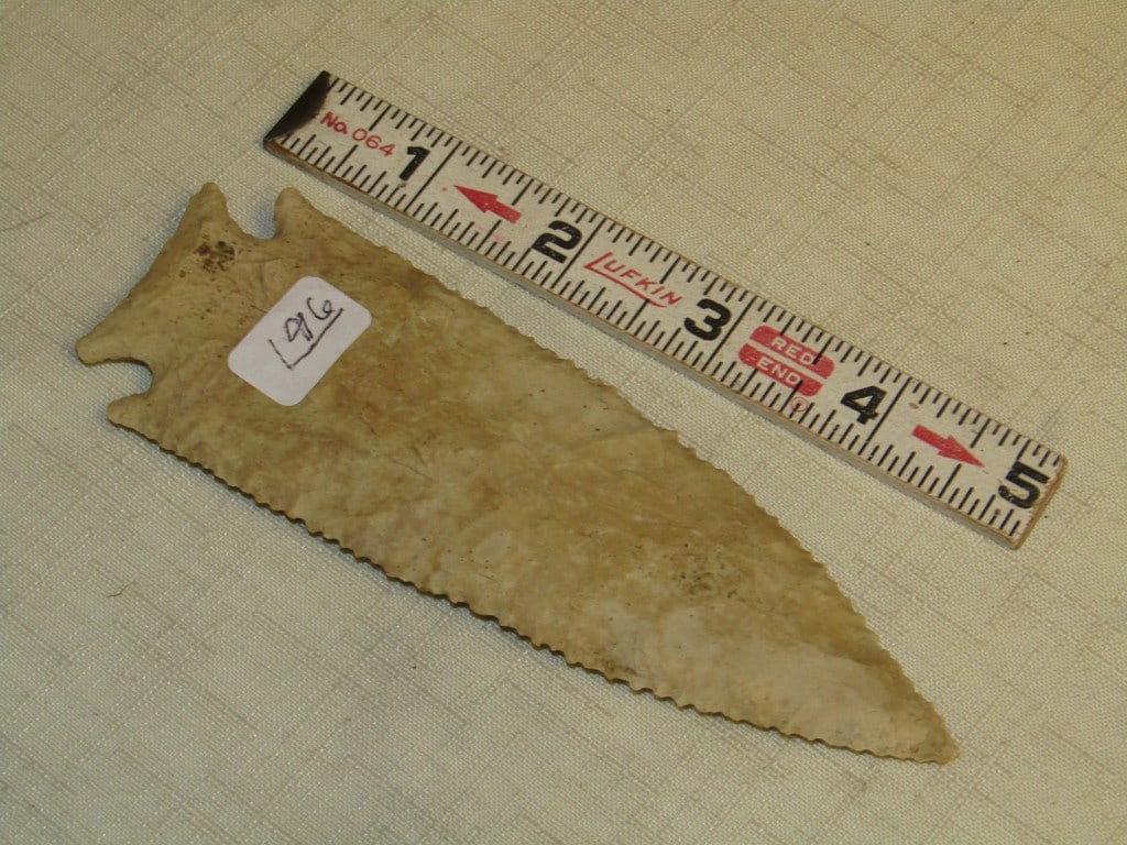 Point: Large 5 1/4" Stillwell point, not examined for coa