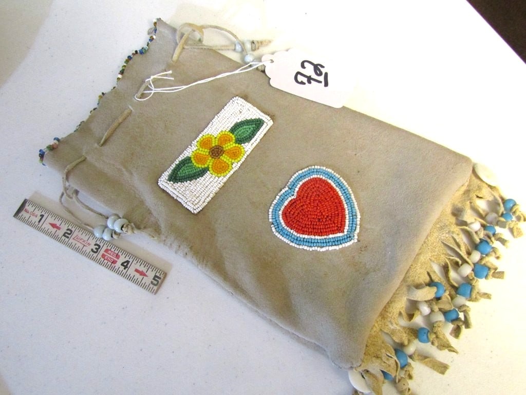 Bead bag: Plateau bead decorated hide flat bag, very soft, trade beads, shell buttons, 12"x6", very good condition,