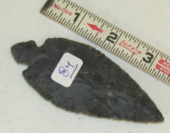 Point: 3 7/8" Turkey tail point, Lamp collection, not examined for coa