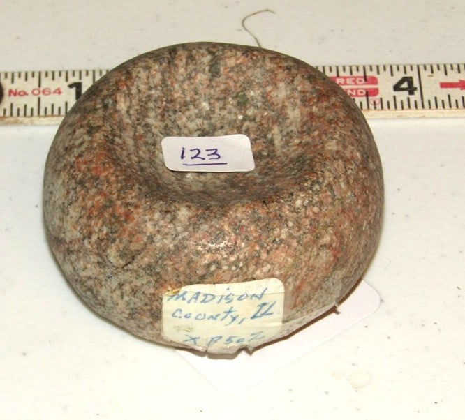 Discoidal: 2 3/4" x 1 3/8" colorful discoidal, Madison co Illinois, Lamp collection, not examined for coa
