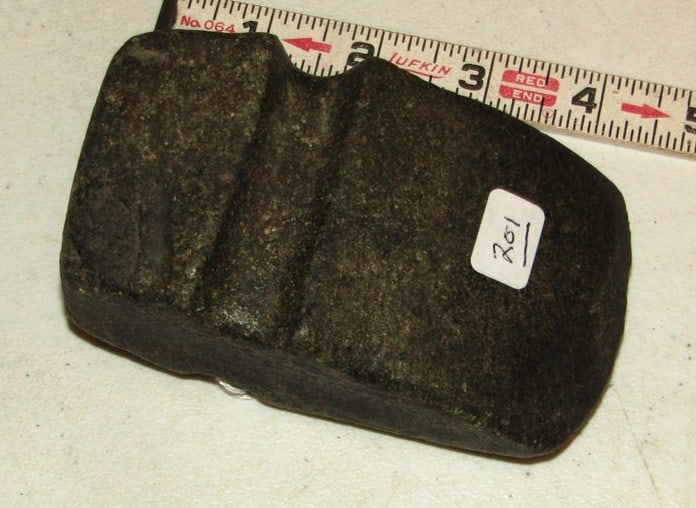 Axe: 4 1/2" axe, Lamp collection, not examined for coa
