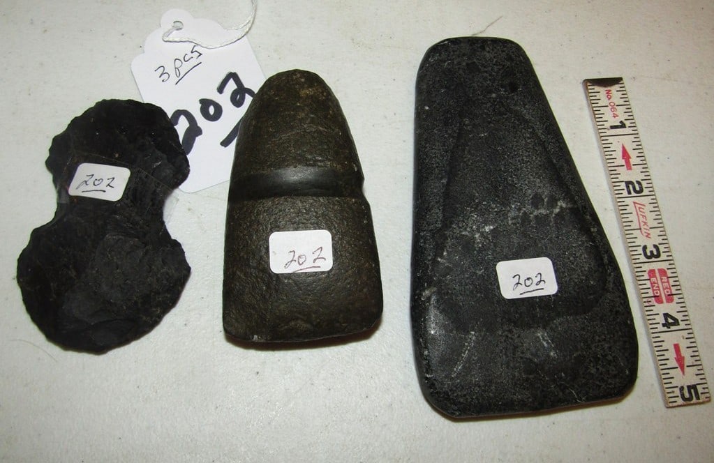 3 pcs: 3 pc misc including 5 1/2" celt, 3 1/2" axe and flint hoe, Lamp collection, not examined for coa