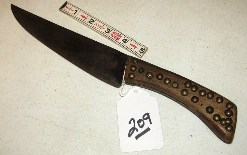 Knife: 12 1/4" tack decorated handle, square shank tacks, Beranek collection, good condition