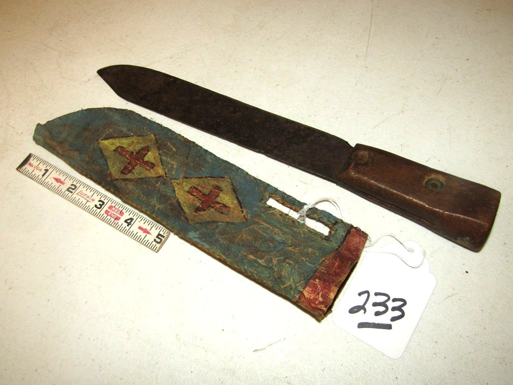 Knife case: Southern Plains/Apache thin deer hide painted 9 3/4" knife case with 12 1/4" knife, belt loop, sinew sewn, Beranek collection, good condition