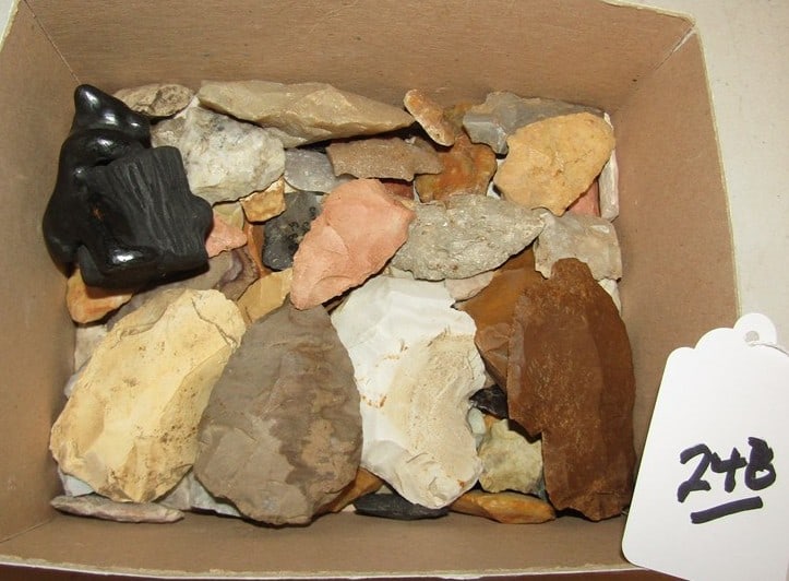 Misc items: Box with misc items, flint points etc, not examined for coa
