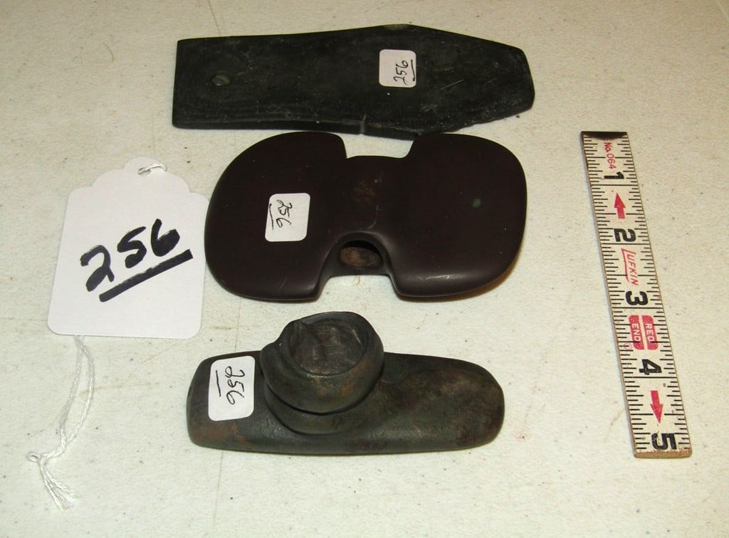 3 pc misc: Box with 3 pc misc incl snake bowl monitor pipe, bannerstone and pendant, largest is 4", Idaho collection, owner believes to be reproductions,not examined