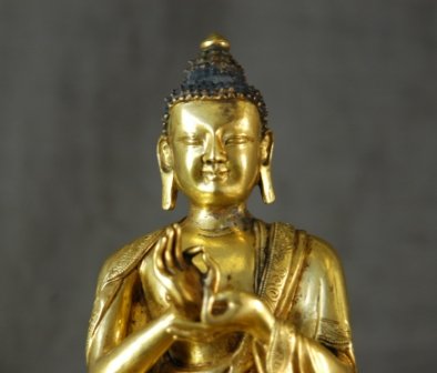Fine Gilt Bronze Buddha Figure. Seated on double  - 3
