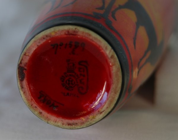Royal Doulton Sung Flambe Vase. Signed Noke. Bot - 4