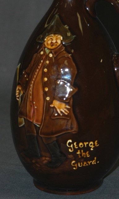 Royal Doulton Kingsware Decanter 'George the Guard - 3