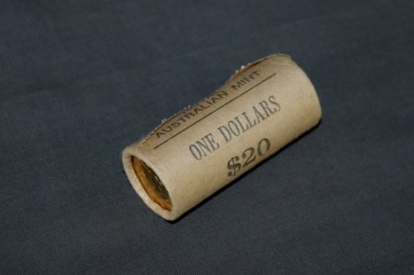 20 $1 Royal Australian Mint Roll. 1986 Internatio - 2