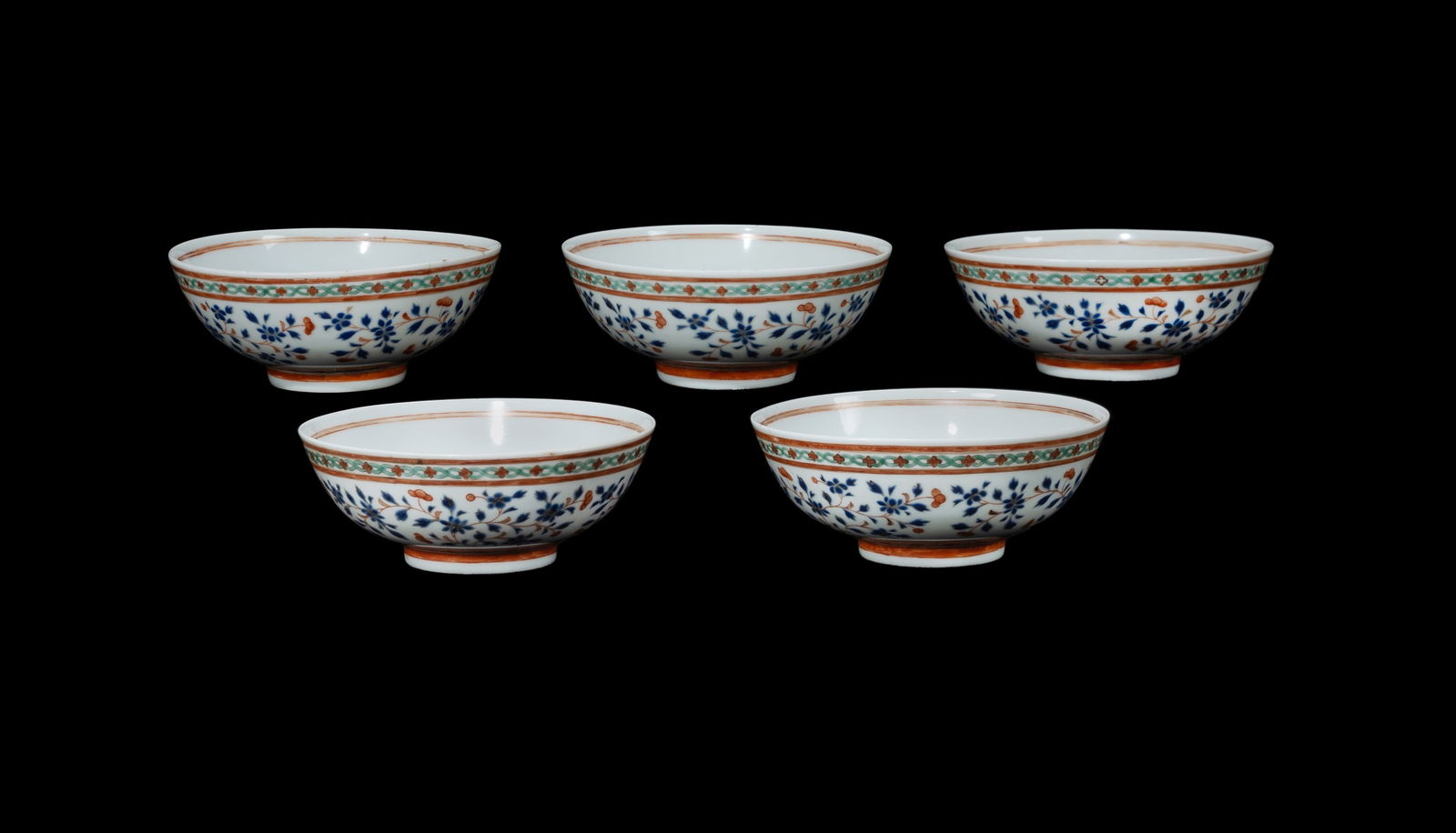 Set of 5 Chinese Thai Market 'Benjarong' Finely Enamelled Bowls. Late 19th/early 20th C. (1 of 1)