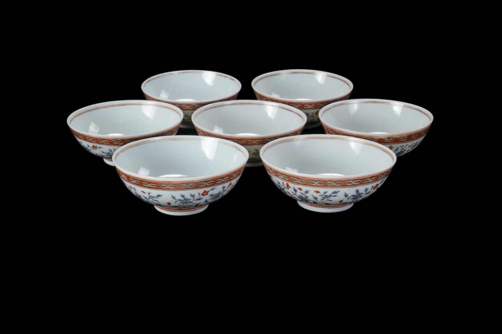 Set of 7 Chinese Thai Market 'Benjarong' Finely Enamelled Bowls. Late 19th/early 20th C.: Set of 7 Chinese Thai Market 'Benjarong' Finely Enamelled Bowls.Late 19th/early 20th C. (Dia.12.5cm)PROVENANCE:Estates Late Adolphe and Asra Alexander, a German-Thai couple involved with architecture,