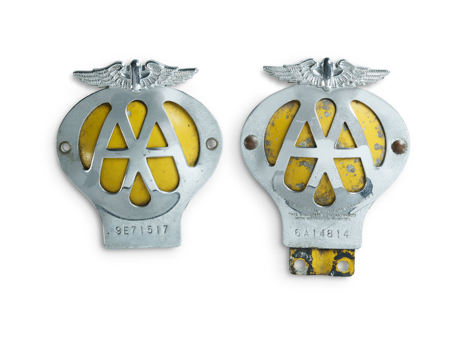 2 Vintage Automobile Association Car Badges: 2 Vintage Automobile Association Car Badges Issue number 6A14814 (1957-59) and 9E715717 (1966-67)