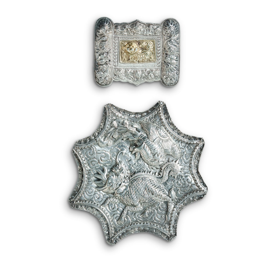 2 Chinese Silver Items (1 of 2)