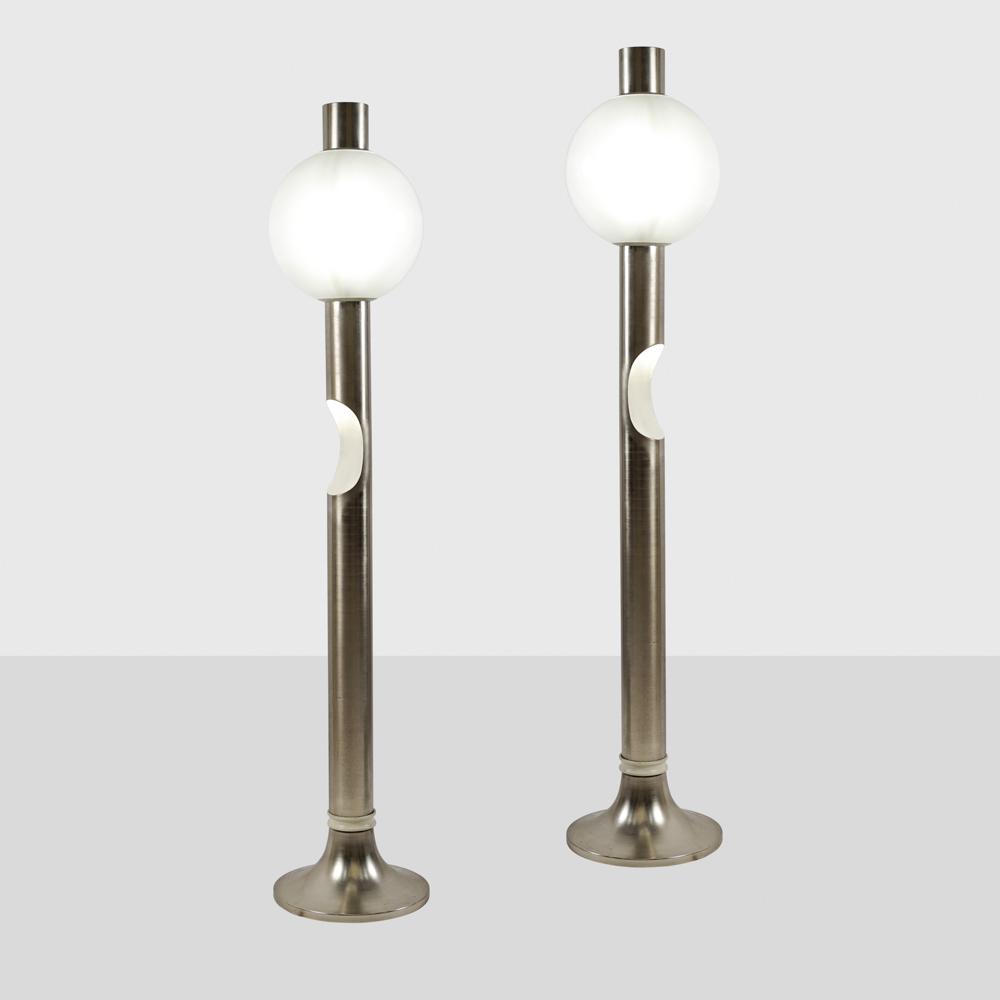 Angelo Brotto, prod. Esperia (2): Italy, 1970s, 178x36 cm., pair of mod. Melissa floor lamps, brushed aluminum, enameled aluminum and opal glass, production label, wears