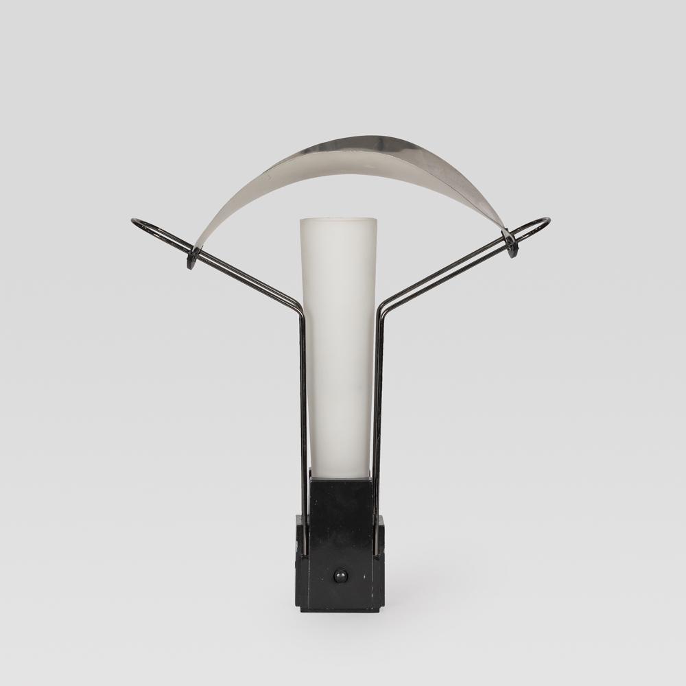 King & Miranda Design, prod. Arteluce (1 of 1)