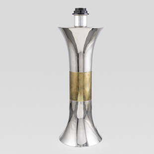 Nucci Valsecchi: Italy, 1970s, h. 46cms., steel and brass table lamp, production mark