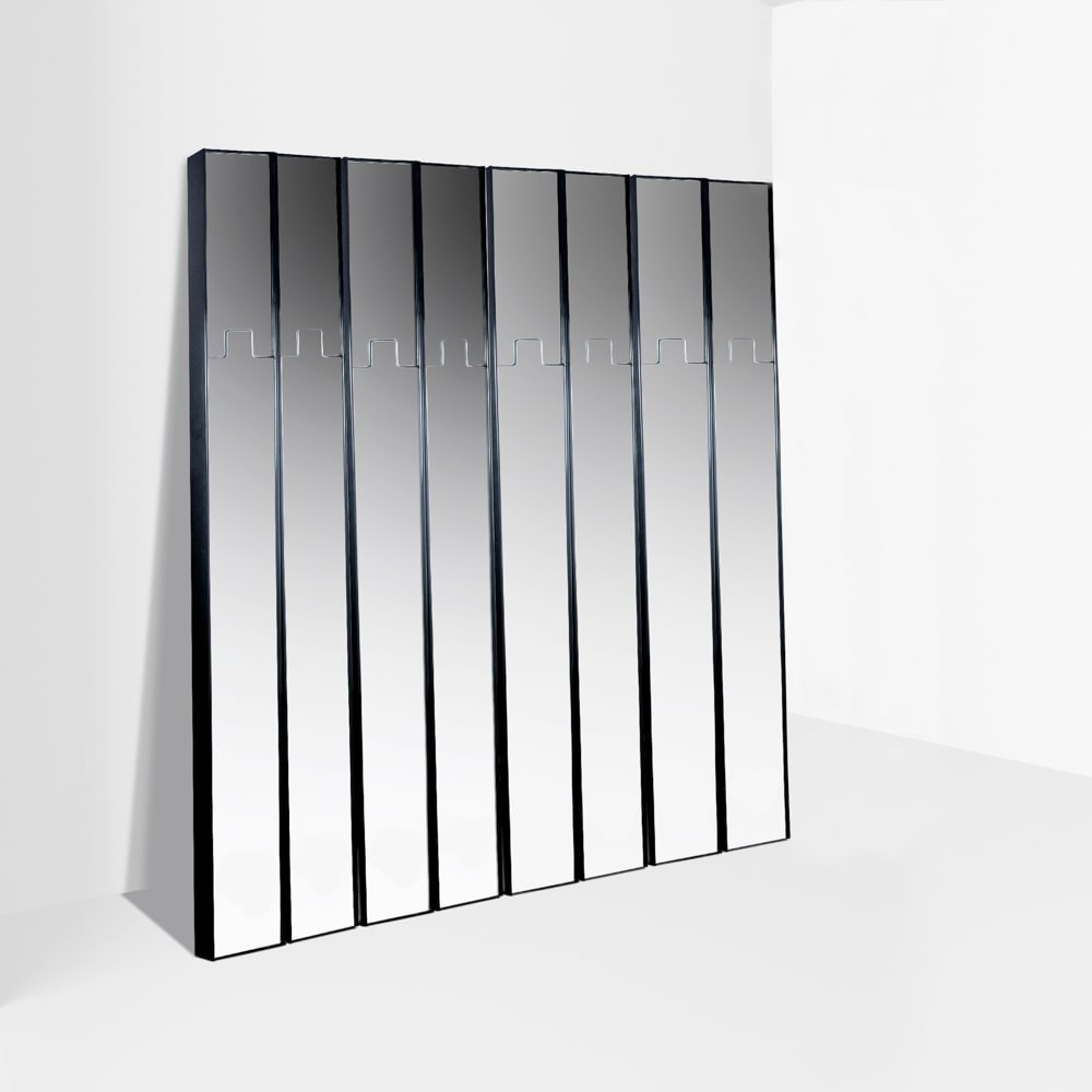 Luciano Bertoncini (Feltre 1939): Prod. Elco, Italy, 70s, single module: 200x20x6 cm., Gronda mod. coat hanger composed by eight modules in ABS and mirrored glass