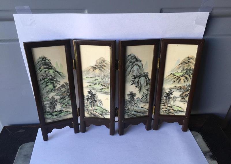 Table screen (1 of 3)