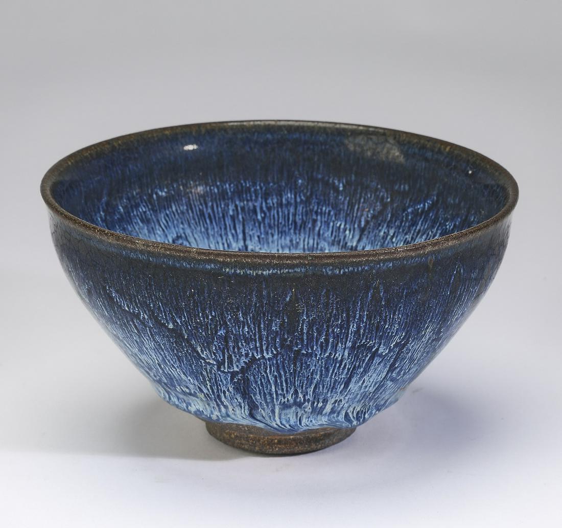 Chinese Song Dynasty kiln glazed bowl (1 of 6)
