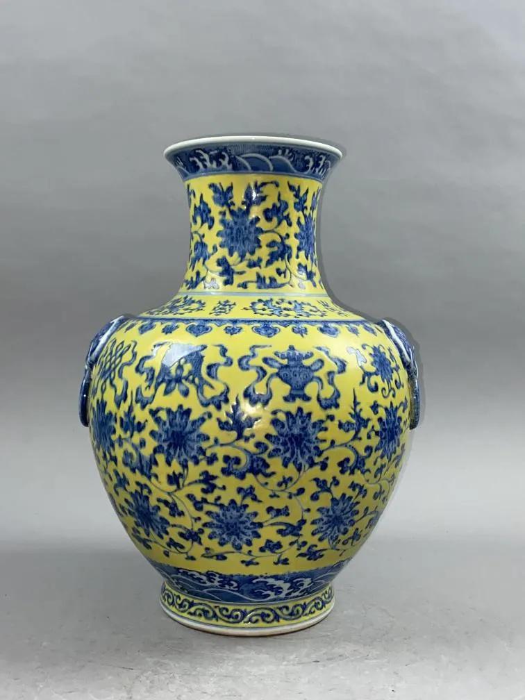 Chinese Qing Dynasty Yongzheng period yellow glaze blue and white double beast ear porcelain vase (1 of 4)