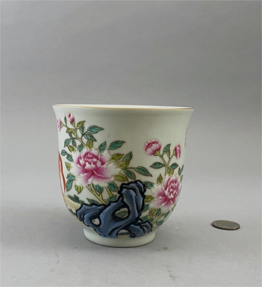 Chinese Qing Dynasty style Yongzheng Period Mark porcelain tea cup with peaceful elephant: 3.1"x3.25"dia Yongzheng reign mark. Gu Yuexuan inscribed: Peaceful and prosperous.