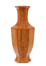 Chinese Qing Dynasty Qianlong Mark Hexagonal faux Bois porcelain vase