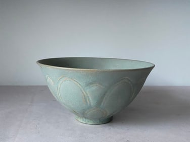Chinese Song Dynasty Ru Kiln Lotus Pattern porcelain Bowl
