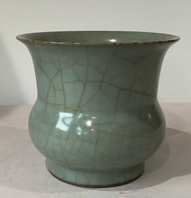 Chinese Song Dynasty style Official Kiln Flower porcelain Vase